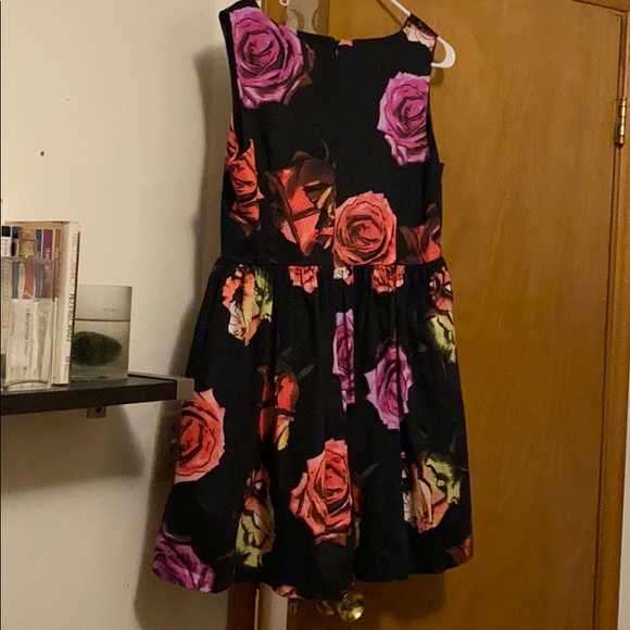 ASOS rose print on black party dress 14 - Picture 4 of 4